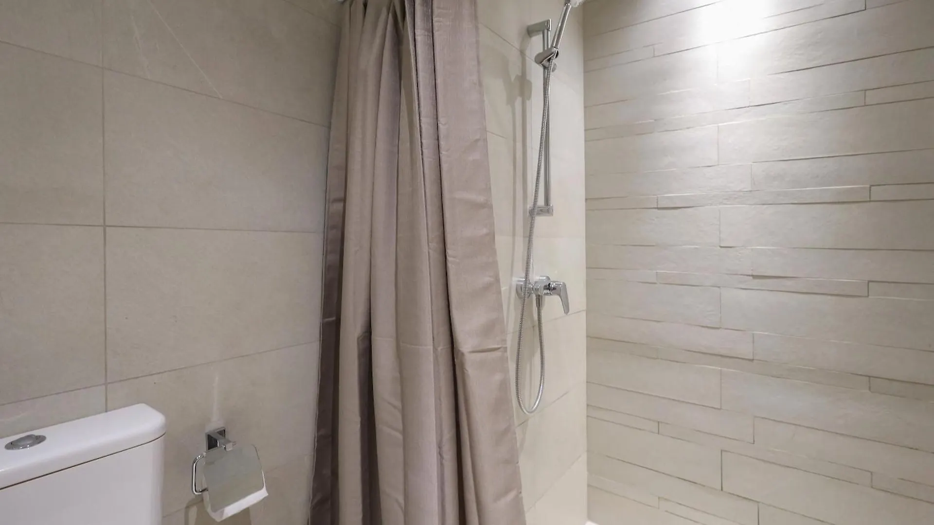 Apartment Elite Lux Holiday Homes - Modern Studio In Azizi Riviera Prime Location Dubai