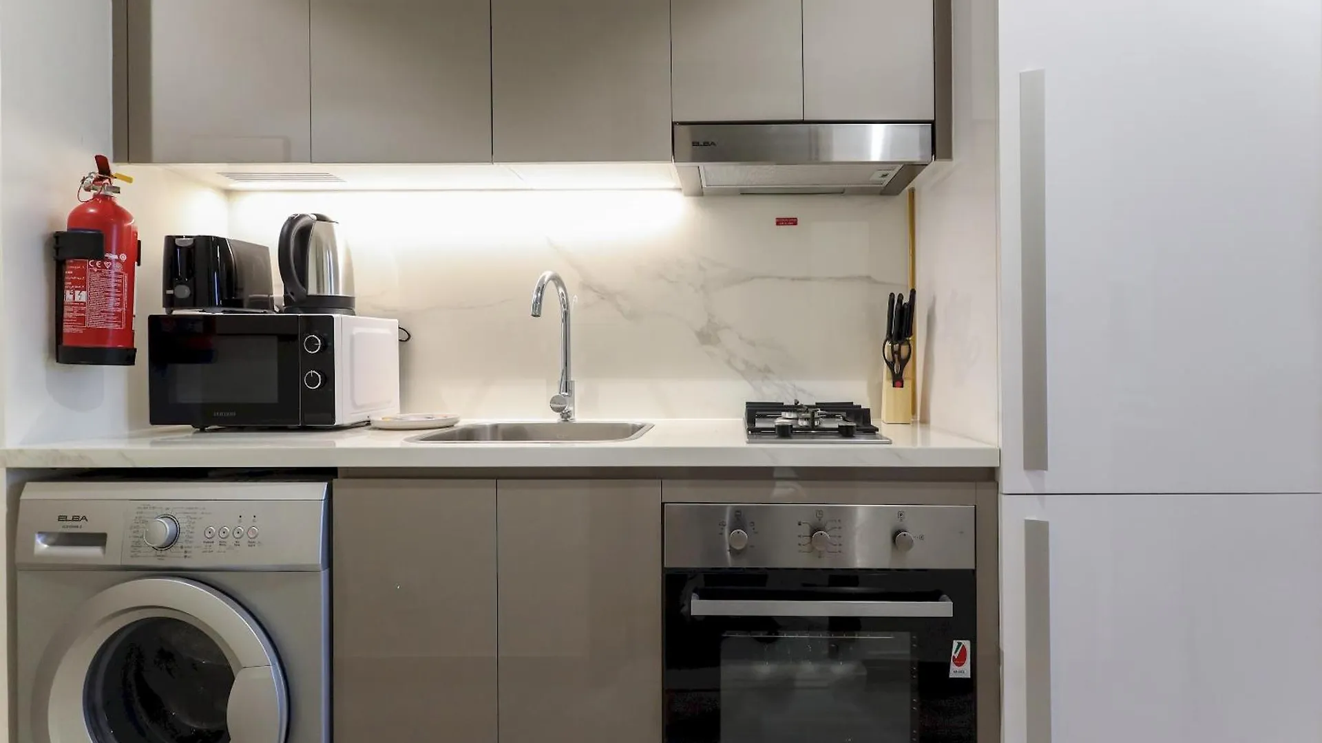 Elite Lux Holiday Homes - Modern Studio In Azizi Riviera Prime Location Dubai 0*,  United Arab Emirates